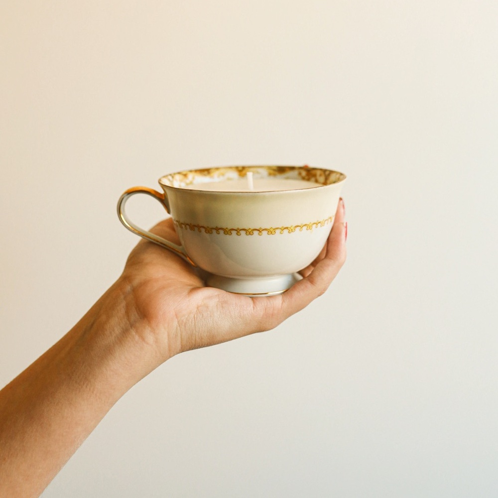 Vintage Teacup Candle - Handpoured